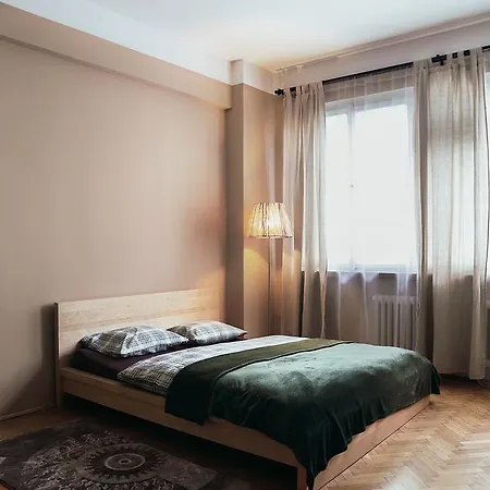 Cozy 12 Krakovska 아파트